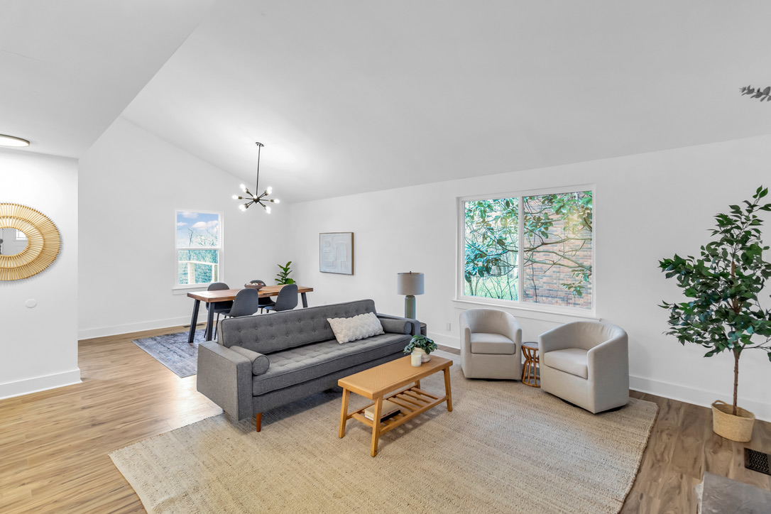 Beech Bend open living and dining room