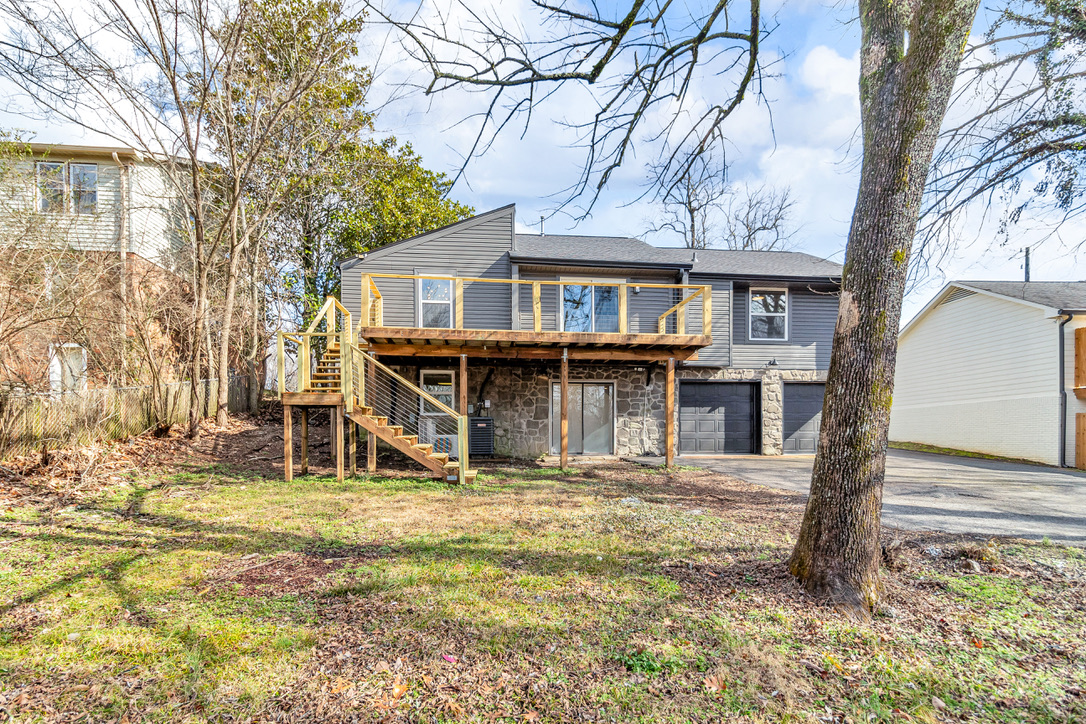 Beech Bend rear exterior and deck